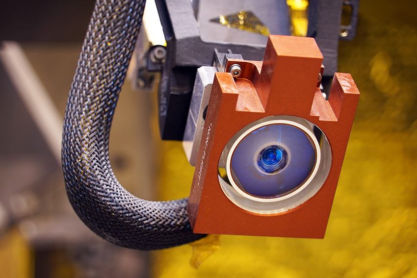 The ICC camera located under the InSight deck (© NASA/JPL-Caltech/IPGP/Philippe Labrot).